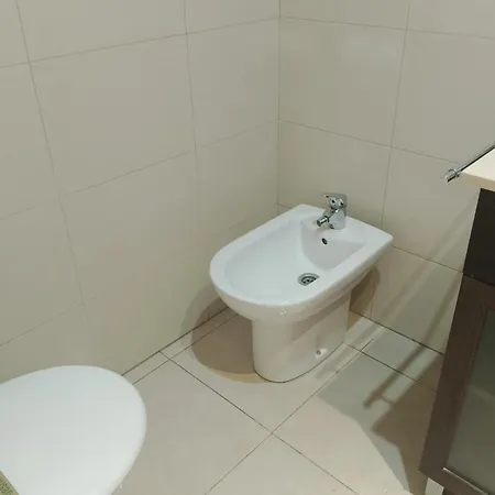 Self Catering, 1 Bed, 1 Bath, Kitchen, Living Room,